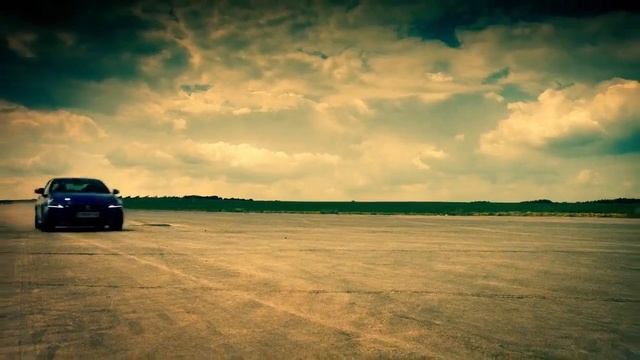 Lexus GS F и отработанные газы смотреть онлайн