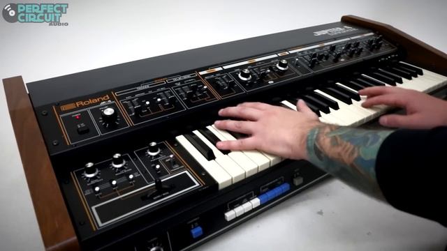 Roland Jupiter-4 Demo смотреть онлайн