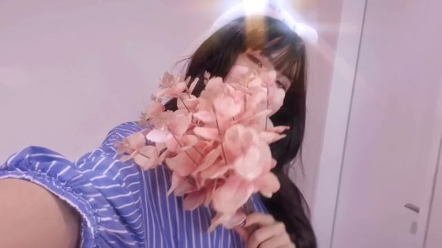 I tried shapeshifting a NEW IDENTITY in order to FOOL my subscribers (did not end well) смотреть онлайн