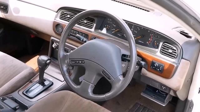C33 Laurel оборудование делает пассажирское сиденье революционным! смотреть онлайн