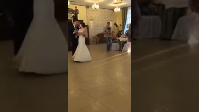 Свадебный танец. Андрей и Валерия смотреть онлайн