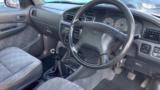 Ford Ranger 2.5D Regular Cab Pickup 4x4 смотреть онлайн