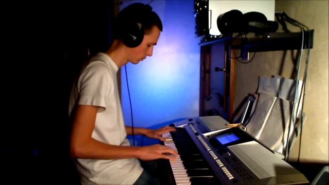 Cygnus X - Superstring (on keyboard) смотреть онлайн