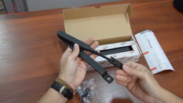 Дверной доводчик Dorma TS Compact. Распаковка смотреть онлайн
