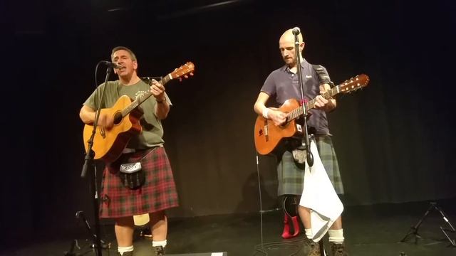 The Rattlin' Bog (The Sorries at the Edinburgh festival 2015) смотреть онлайн