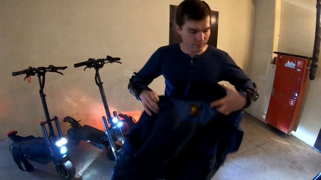 Экипировка для езды на электросамокате. смотреть онлайн