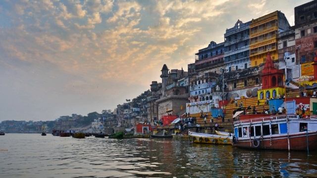 Река Ганг. Самая грязная река, но чистая духовно. смотреть онлайн