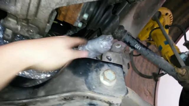 Audi A2 Vorderachsstabilisator einbauen смотреть онлайн