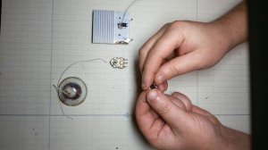 Простой мощный регулируемый стабилизатор напряжения своими руками.