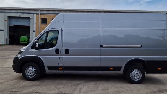New Citroen Relay L4 H3 in Silver