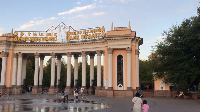 Almaty City Walking Tour | Kazakhstan Almaty Walking Across City Center|Beautiful Places In Almaty| смотреть онлайн