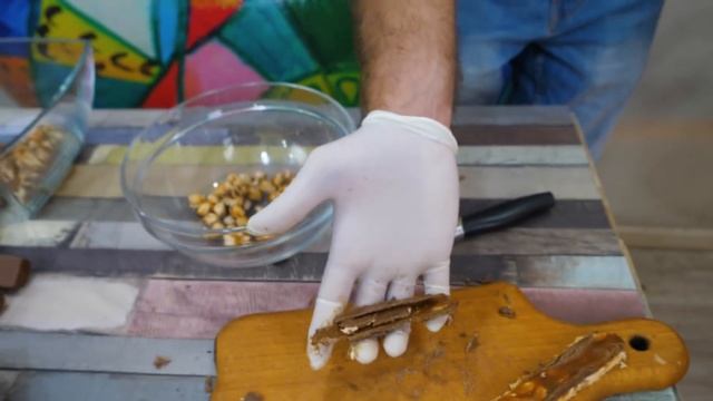 СКОЛЬКО ОРЕХОВ в 100 БАТОНЧИКАХ Nuts ?! смотреть онлайн