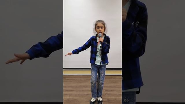 Стих "Последний ветеран", читает Абидат Нурахмедова, 8 лет, 2 кл. 16.03.2020.понед. смотреть онлайн