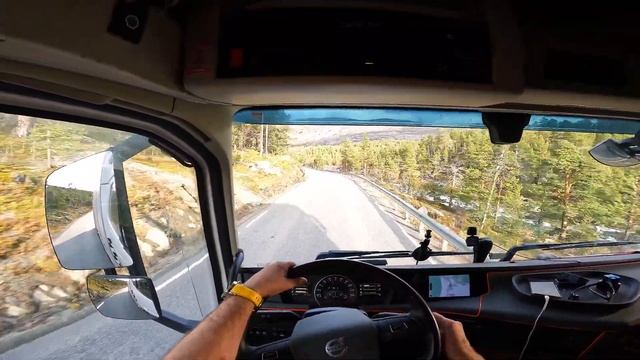 Norway 4K60 POV Norway Truck Driving Descent From Saltfjelle VOLVO FH540 iSave 8x4 Tridem GoPro 10 смотреть онлайн