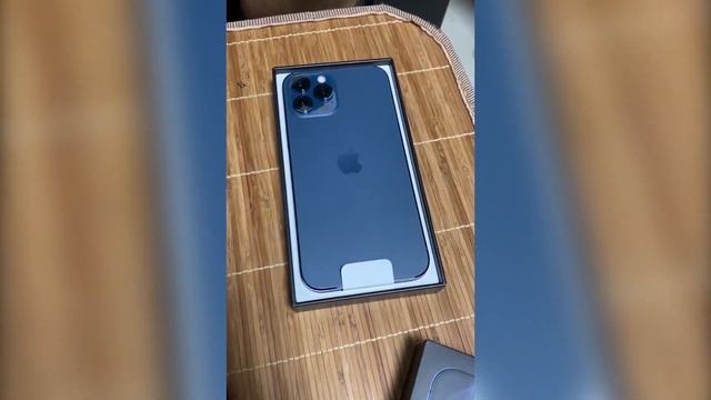 Распаковка IPhone 12 PRO MAX | Сравнение с IPhone 12 PRO смотреть онлайн