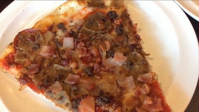 Host Chat: Cheese Pizza, 904 Day, and More! | River City Live смотреть онлайн