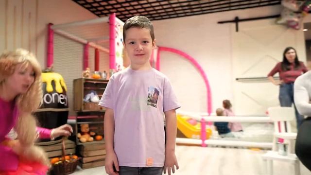 Организация детских праздников Тюмень Шоу Мыльных Пузырей тел:89829863338 ; www.planeta72.com смотреть онлайн