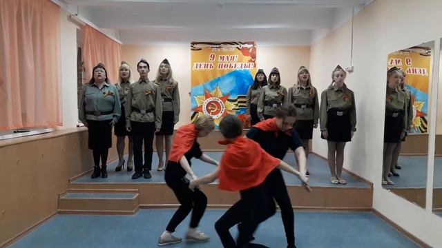 А закаты Алые. Исполняет старший состав студии эстрадного вокала "D'Art" Уфа. смотреть онлайн