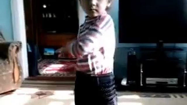 танец сестренки...Dan Balan смотреть онлайн