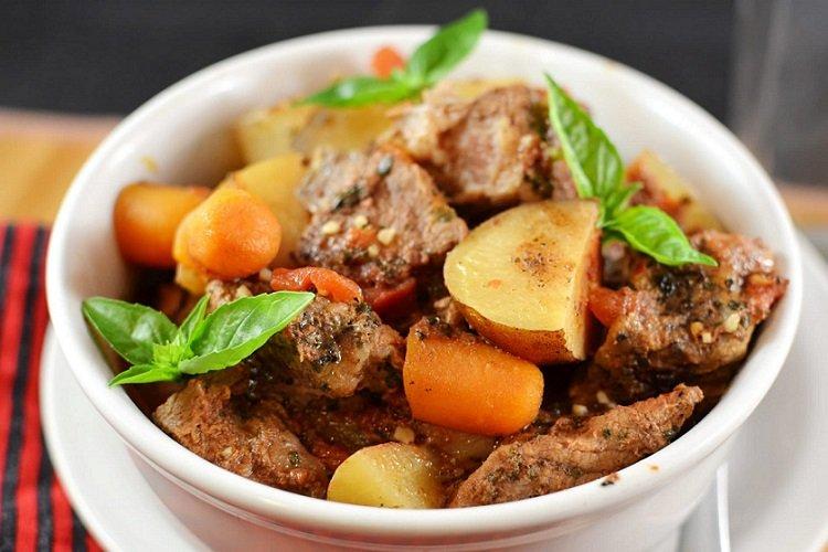 Тушёная Картошка с Курицей в Казане Очень Вкусно