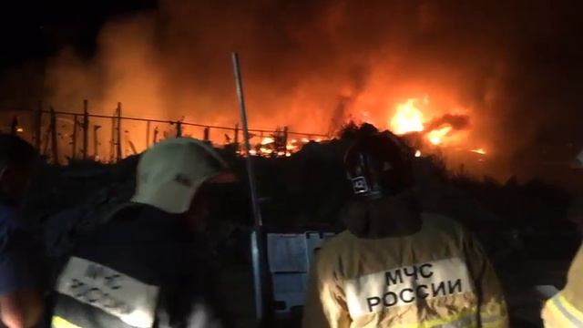 Пожар в рыбном цеху. Астрахань. Трусовский район смотреть онлайн