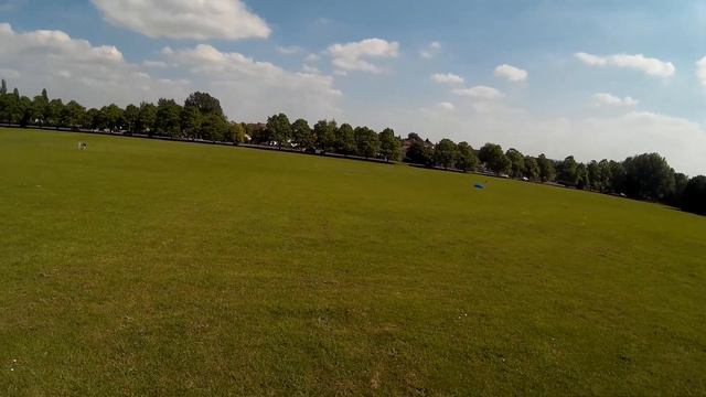 XK X251 Whirlwind : Manual flips in high winds (and toying with a stunt kite flyer) смотреть онлайн