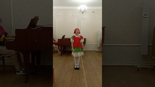 Варвара Бурцевич песенка Красной Шапочки из к.ф."Про Красную Шапочку" смотреть онлайн