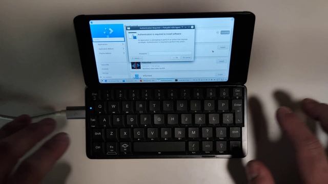Cosmo communicator run linux смотреть онлайн