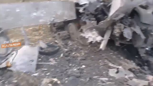 Разорванная самоходная артиллерийская установка 2С1 Гвоздика ВСУ в Херсонской области. смотреть онлайн