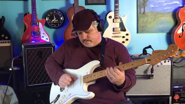 Fender Hendrix Stratocaster | A Very, Very Careful Review смотреть онлайн