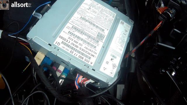 Installing Apple Car Play & Android Auto On My 2016 Mercedes Benz W205 C Class: Part 8 смотреть онлайн