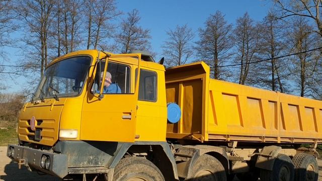 Tatra 815 8x8 V12 BiTurbo Cold Start