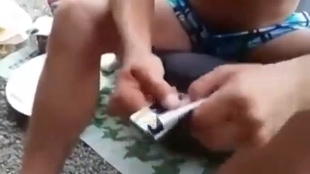 Как снять прослушку с телефона, а она есть у всех .. смотреть онлайн