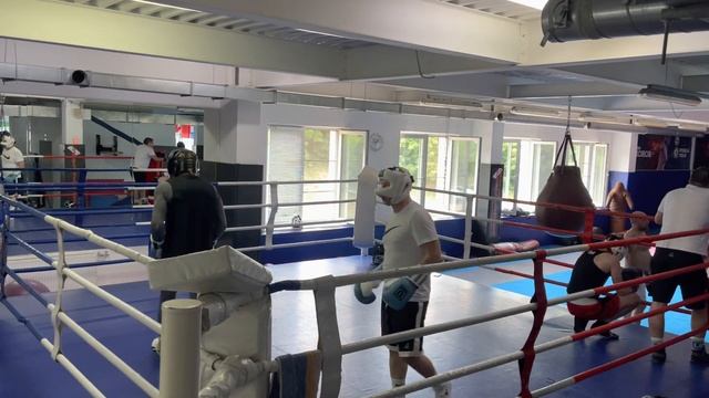 Бокс 200 смотреть онлайн