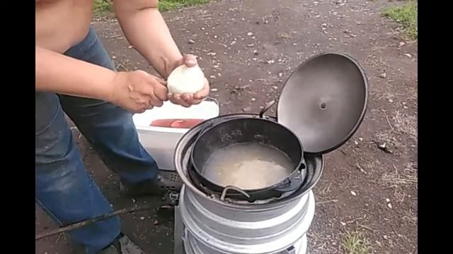 КАК СВАРИТЬ ВКУСНУЮ УХУ смотреть онлайн