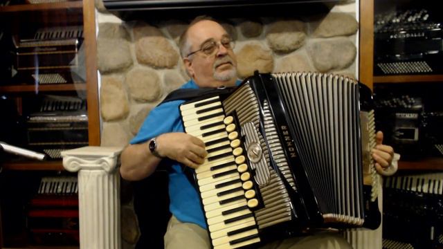 3483 - Black Hohner Gola Piano Accordion LMMH 41 120 $11999 смотреть онлайн