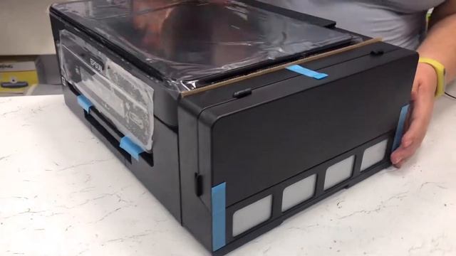 Обзор цветного стрйкного МФУ Epson L3050 со встроенным СНПЧ смотреть онлайн