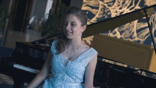 «Юная Мисс Белогорье 2019». Бекстейдж фотосессий «Фешн» и «Hollywood» смотреть онлайн