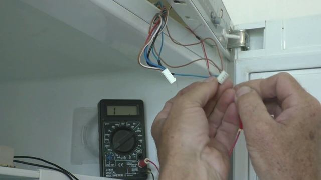 Ремонт холодильника BOSCH замена датчика NTC