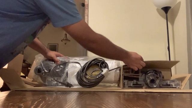 Unboxing of Dyson Ball Multifloor 2 Upright Vacuum смотреть онлайн