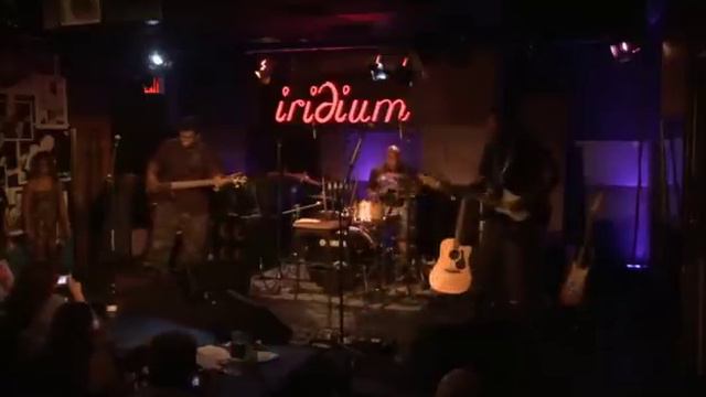 Eric Gales and the Family Band "Voodoo Child / Kashmir" Live at The Iridium смотреть онлайн