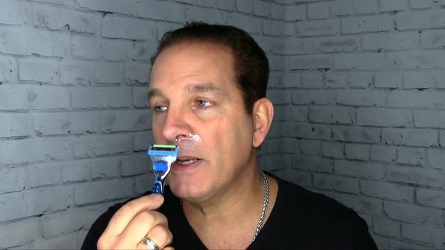 Gillette Fusion Razor Hack смотреть онлайн