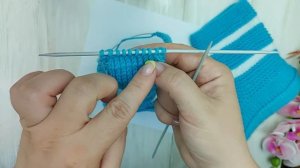 Вязаные следки - сапожки спицами. Подробный мастер класс для начинающих.