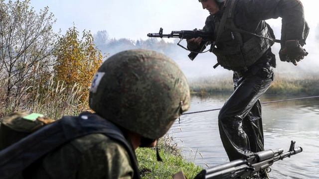 Учат жизни в тайге: как старообрядцы помогают военным России смотреть онлайн