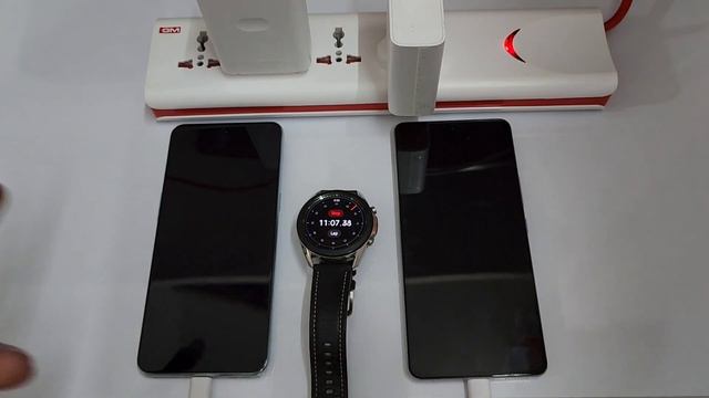 Oneplus 10T 150W Vs Iqoo 9T 120W 1-100% Battery Charging Speedtest смотреть онлайн