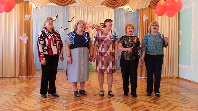 Попурри военных песен. ДОУ №8 "Малыш", г.Шахтёрск смотреть онлайн