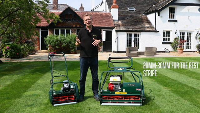 How to Achieve A Beautifully Striped Lawn with An Allett Cylinder Lawn Mower (4K) смотреть онлайн