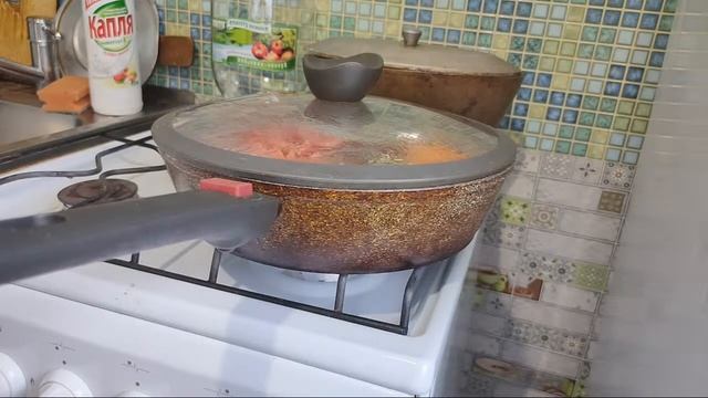 ВкУсНыЙ СтРиМ (спагетти с ветчиной и овощами в сливочно- сырном соусе)