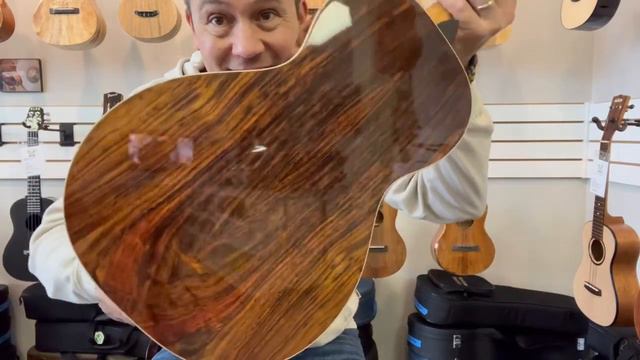 Pono ULN4-4 Spruce/Rosewood Large Body Baritone Ukulele Demo/Review at Aloha City Ukes смотреть онлайн