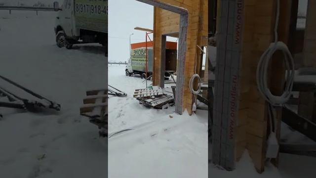 Эковата Лидер-группа компаний.  Утепление дома из двойного бруса, Набережные челны.